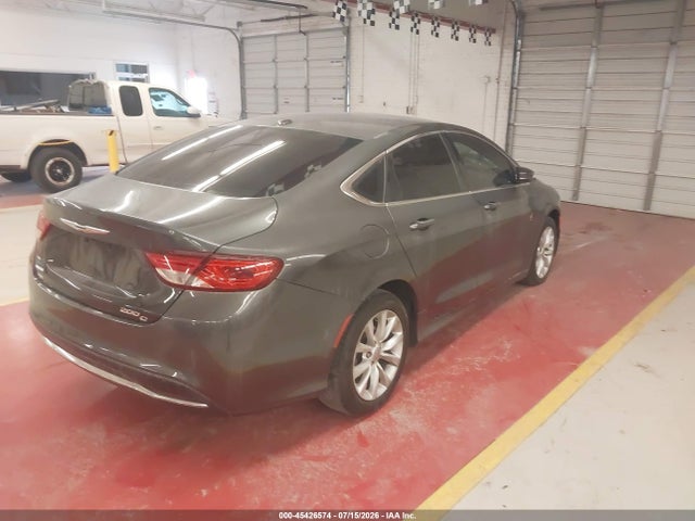 صورة 4 لـ 2015 Chrysler 200 C