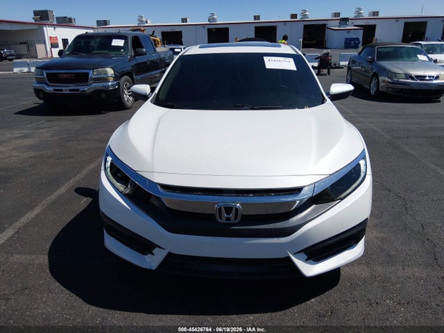 2018 Honda CIVIC EX — миниатюра 12