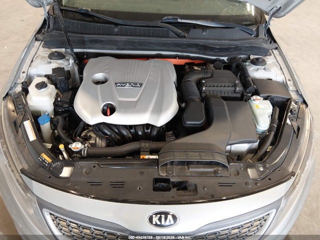 صورة 10 لـ 2016 KIA OPTIMA HYBRID