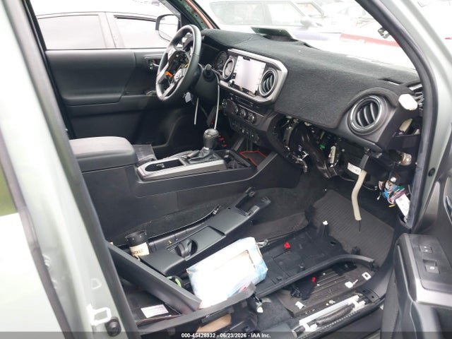 2022 Toyota TACOMA TRD OFF ROAD 照片 5