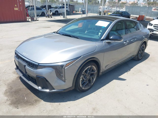 صورة 2 لـ 2025 KIA K4 GT-LINE