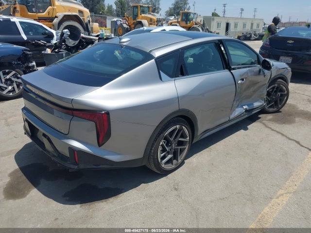 صورة 4 لـ 2025 KIA K4 GT-LINE