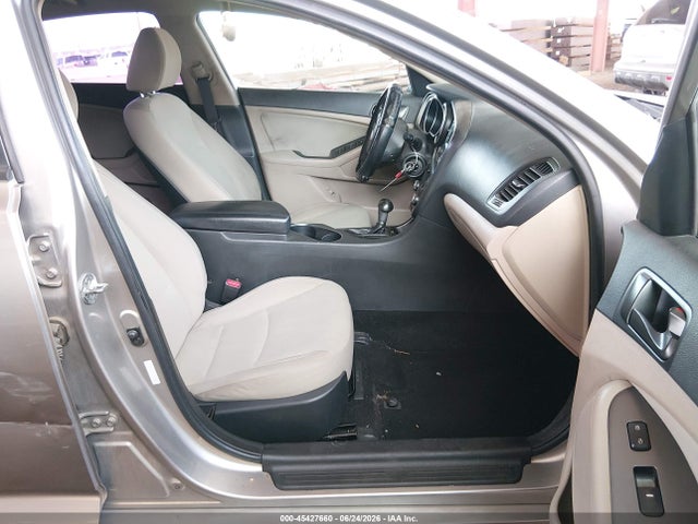 صورة 5 لـ 2014 KIA OPTIMA LX