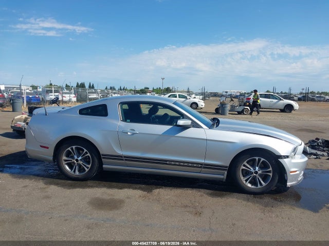 2014 FORD MUSTANG V6 PREMIUM 缩略图 13