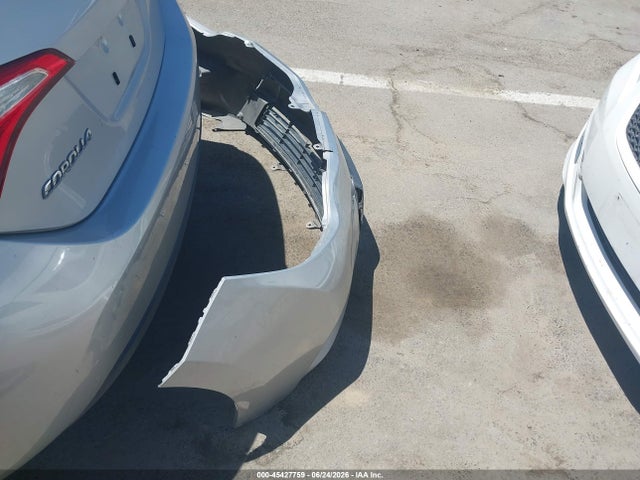 2014 Toyota COROLLA LE — миниатюра 12