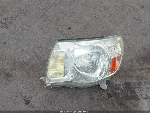 2005 Toyota TACOMA PRERUNNER V6 thumbnail 12