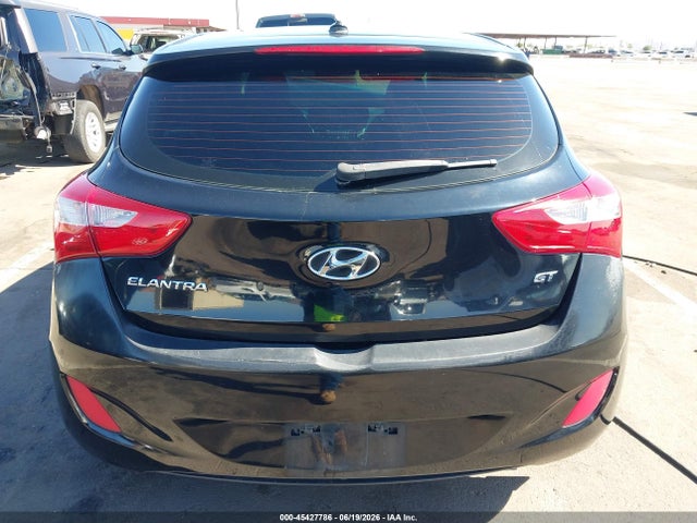 2016 Hyundai ELANTRA GT — миниатюра 17