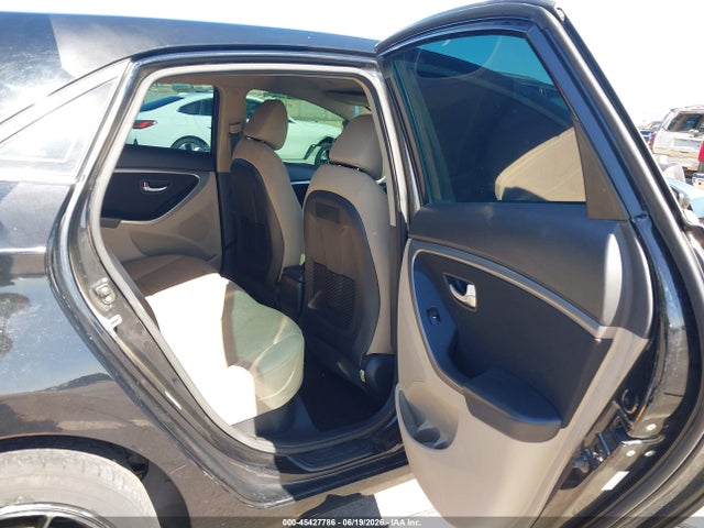 صورة 8 لـ 2016 Hyundai ELANTRA GT