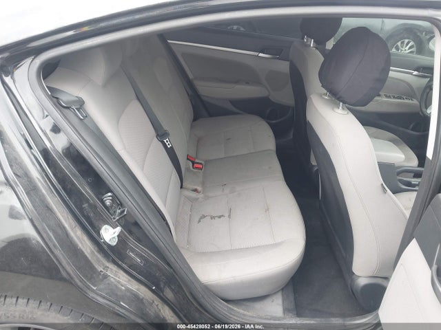 صورة 8 لـ 2020 Hyundai ELANTRA SEL