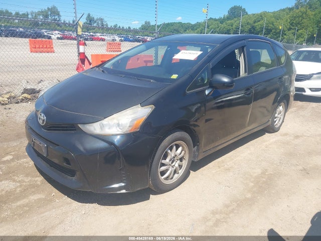 2015 Toyota PRIUS V TWO photo 2