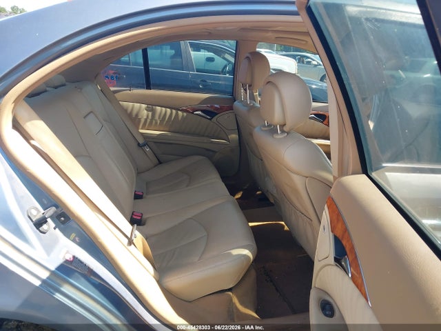 صورة 8 لـ 2007 Mercedes-BENZ E 350