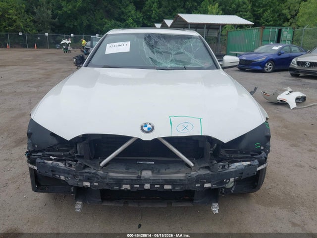 صورة 12 لـ 2019 BMW 330I XDRIVE