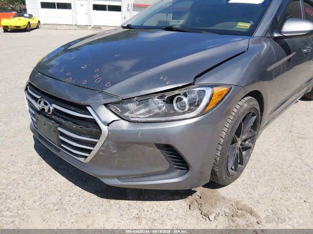 2018 Hyundai ELANTRA SEL — фото 6