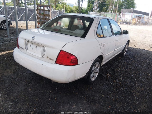 2005 Nissan SENTRA 1.8S 照片 4