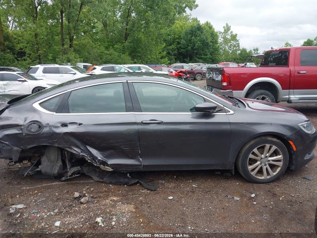 2015 Chrysler 200 LIMITED — миниатюра 14