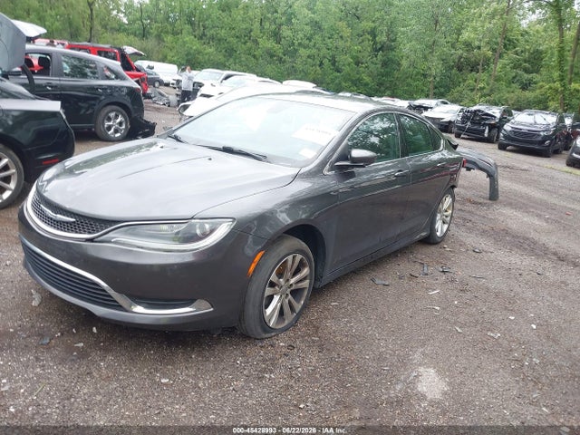 2015 Chrysler 200 LIMITED 照片 2