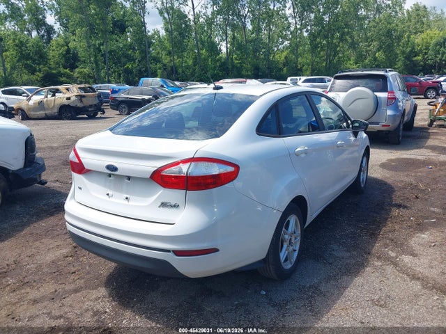 صورة 4 لـ 2017 FORD FIESTA SE