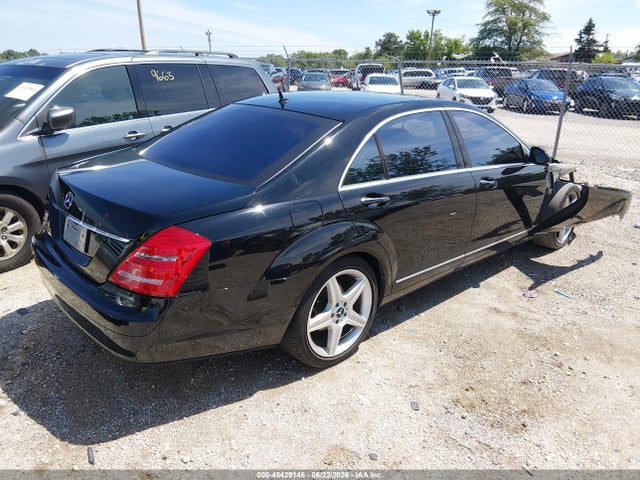 صورة 4 لـ 2007 Mercedes-BENZ S 550