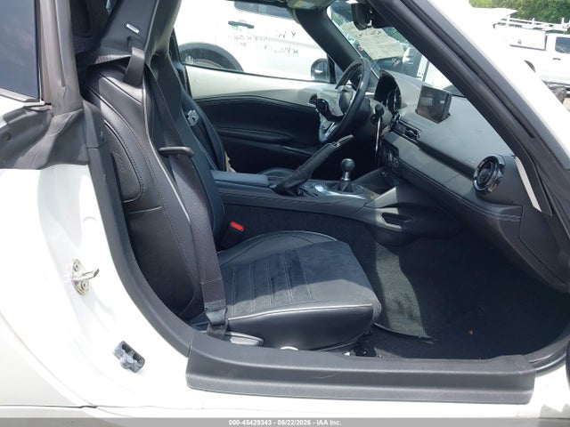 صورة 5 لـ 2024 Mazda MX-5 MIATA RF CLUB