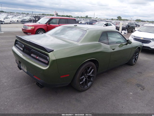 صورة 4 لـ 2021 Dodge CHALLENGER SXT
