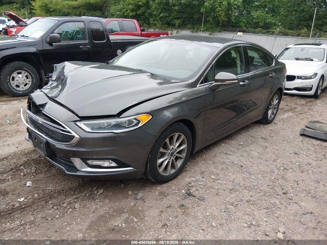صورة 2 لـ 2017 FORD FUSION SE