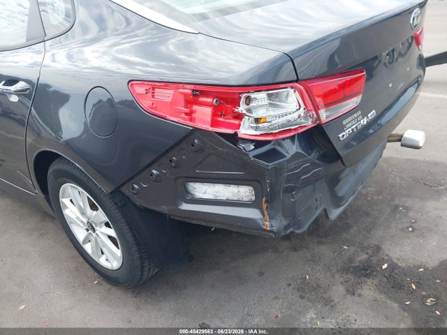 2017 KIA OPTIMA LX photo 6