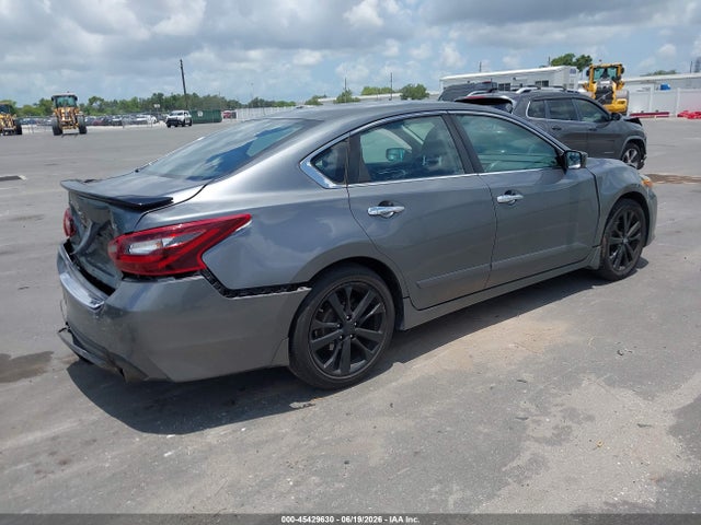 2017 Nissan ALTIMA 2.5 SR 照片 4