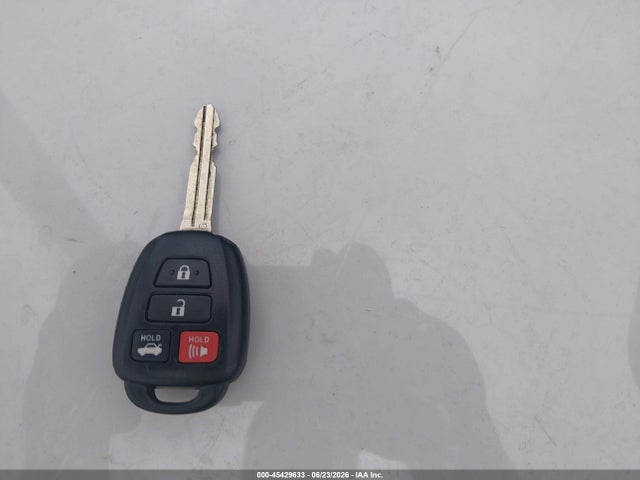 2014 Toyota CAMRY LE 缩略图 11