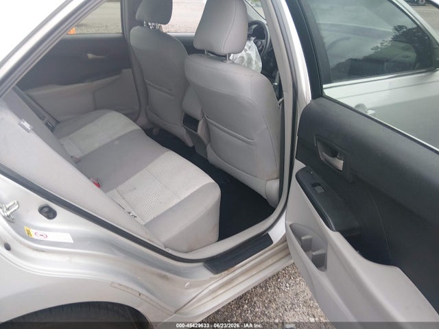 صورة 8 لـ 2014 Toyota CAMRY LE