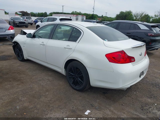 صورة 3 لـ 2015 Infiniti Q40