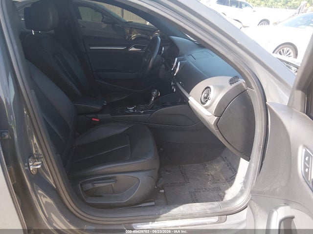 صورة 5 لـ 2019 AUDI A3 40 PREMIUM