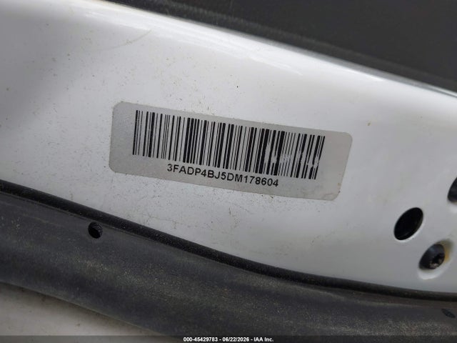 صورة 9 لـ 2013 FORD FIESTA SE