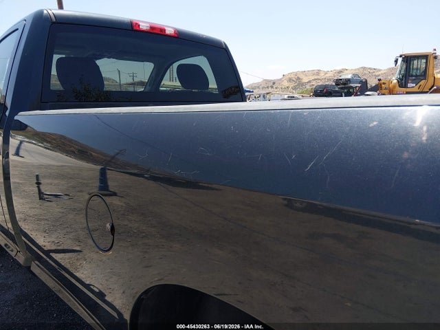 صورة مصغرة 13 لـ 2017 RAM 1500 TRADESMAN 4X2 8' BOX
