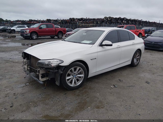 2015 BMW 528I — фото 2
