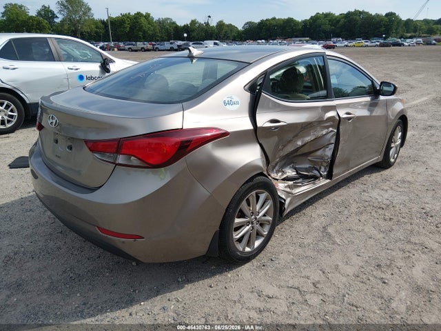 2014 Hyundai ELANTRA SE — фото 4