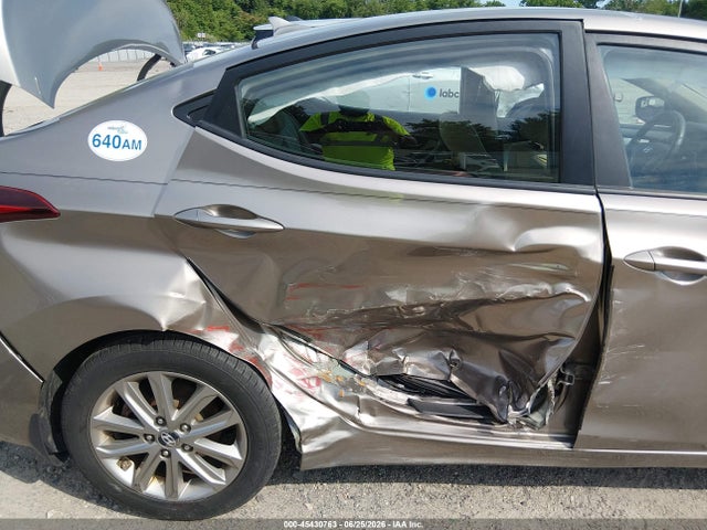 2014 Hyundai ELANTRA SE — фото 6