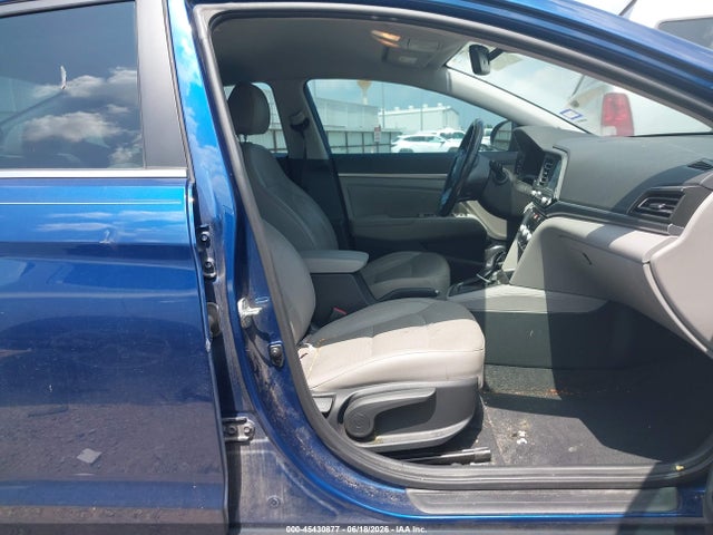 2020 Hyundai ELANTRA LIMITED photo 5