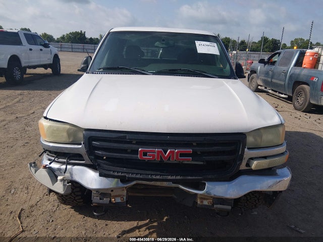 صورة 6 لـ 2004 GMC SIERRA 1500 SLE