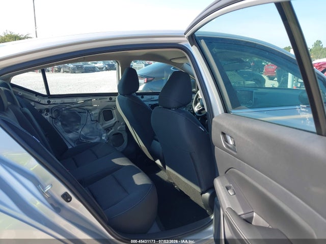 صورة 8 لـ 2026 Nissan ALTIMA SV FWD