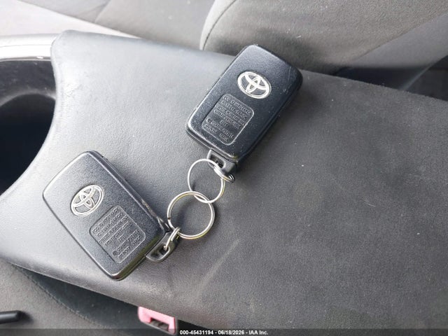 2013 Toyota PRIUS TWO 缩略图 11