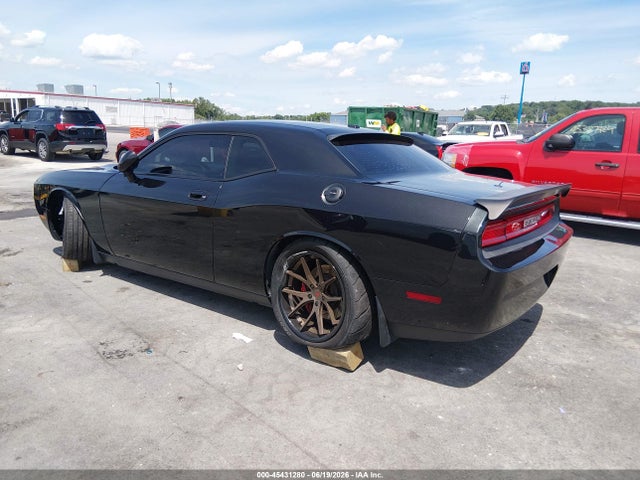 2009 Dodge CHALLENGER SRT8 photo 3