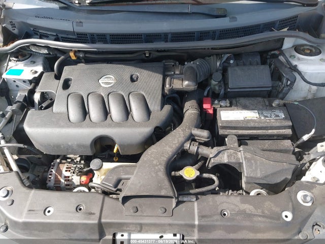 2009 Nissan VERSA 1.8S — фото 10