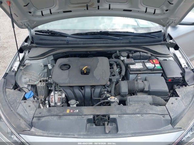 صورة 10 لـ 2020 Hyundai ELANTRA SE