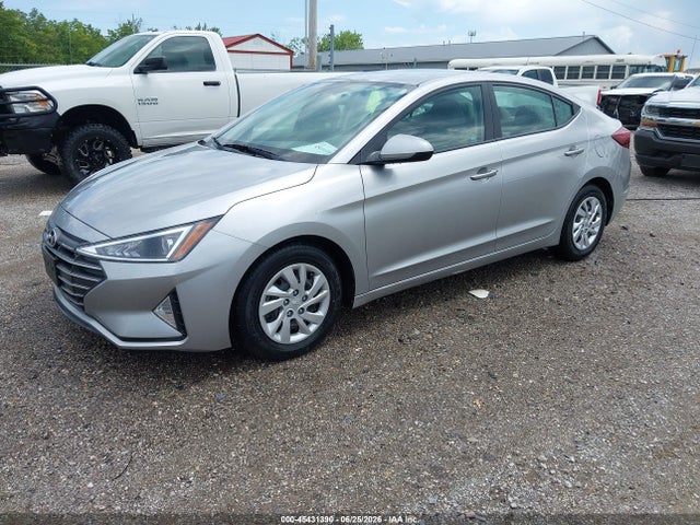 صورة 2 لـ 2020 Hyundai ELANTRA SE
