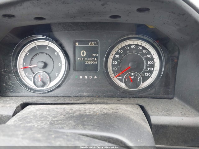 2019 RAM 1500 CLASSIC TRADESMAN 4X4 5'7 BOX — фото 7