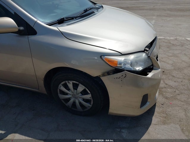 2013 Toyota COROLLA L 缩略图 18