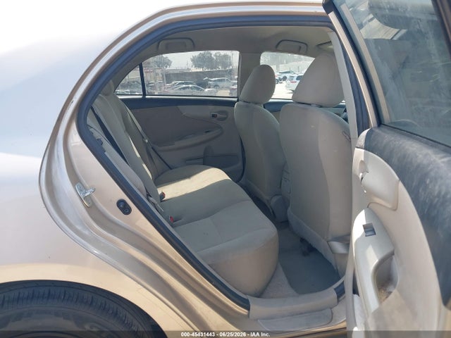 2013 Toyota COROLLA L 照片 8