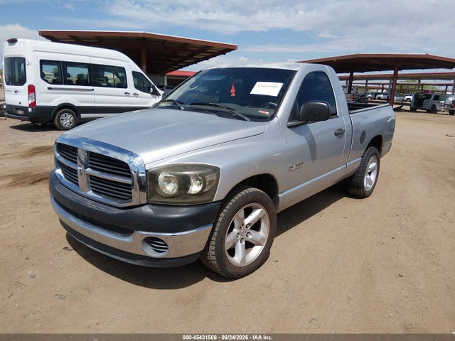 2008 Dodge RAM 1500 ST/SXT 照片 2