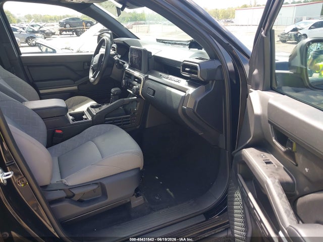 صورة 5 لـ 2026 Toyota TACOMA SR5