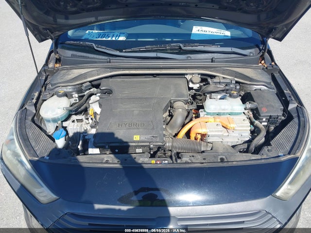 صورة 10 لـ 2018 Hyundai IONIQ HYBRID BLUE